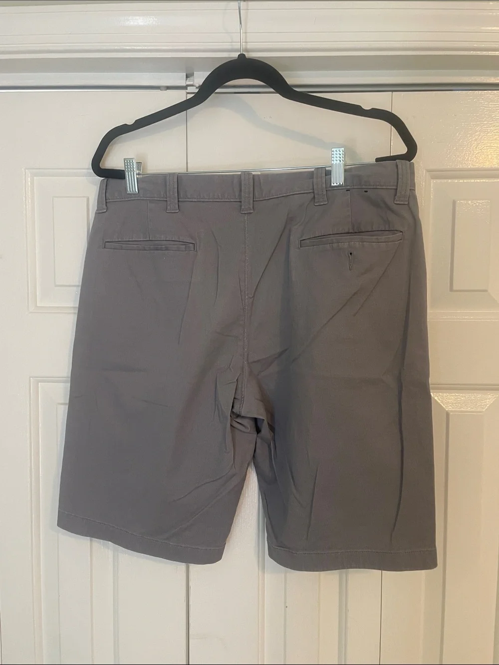 J. Crew Men's Light Gray Flat Front Chino Shorts